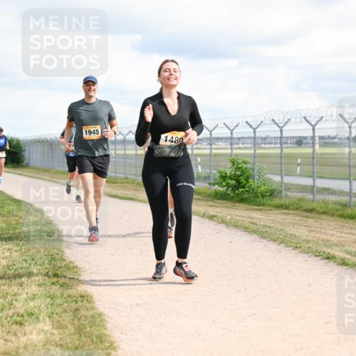 14.09.2025 - Airport Race Dr. Thomas Lammeyer http://msf.ph/oto/8878787 14.09.2025 12:26:57 Laufen 1945, 1480 meine-sportfotos.de