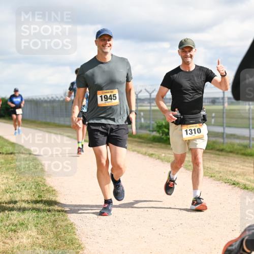 14.09.2025 - Airport Race Dr. Thomas Lammeyer http://msf.ph/oto/8878804 14.09.2025 12:26:59 Laufen 1945, 1310 meine-sportfotos.de