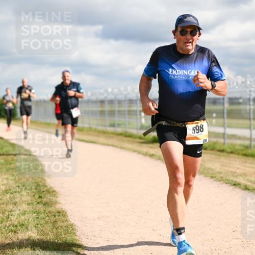 14.09.2025 - Airport Race Dr. Thomas Lammeyer http://msf.ph/oto/8878855 14.09.2025 12:27:07 Laufen 598, 598 meine-sportfotos.de