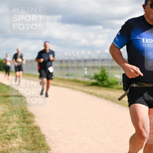 14.09.2025 - Airport Race Dr. Thomas Lammeyer http://msf.ph/oto/8878861 14.09.2025 12:27:07 Laufen 198, 5, 98 meine-sportfotos.de
