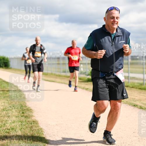 14.09.2025 - Airport Race Dr. Thomas Lammeyer http://msf.ph/oto/8878874 14.09.2025 12:27:10 Laufen 400 meine-sportfotos.de