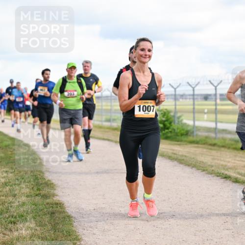 14.09.2025 - Airport Race Dr. Thomas Lammeyer http://msf.ph/oto/8878929 14.09.2025 12:27:24 Laufen 203, 1007, 999 meine-sportfotos.de