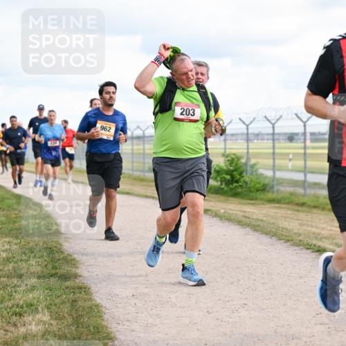 14.09.2025 - Airport Race Dr. Thomas Lammeyer http://msf.ph/oto/8878946 14.09.2025 12:27:26 Laufen 962, 203, 975 meine-sportfotos.de