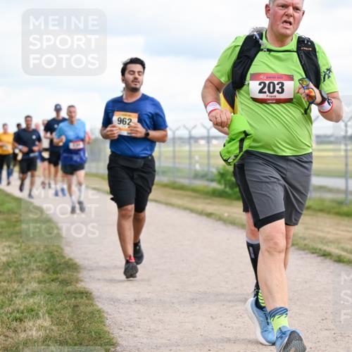 14.09.2025 - Airport Race Dr. Thomas Lammeyer http://msf.ph/oto/8878957 14.09.2025 12:27:27 Laufen 962, 203 meine-sportfotos.de