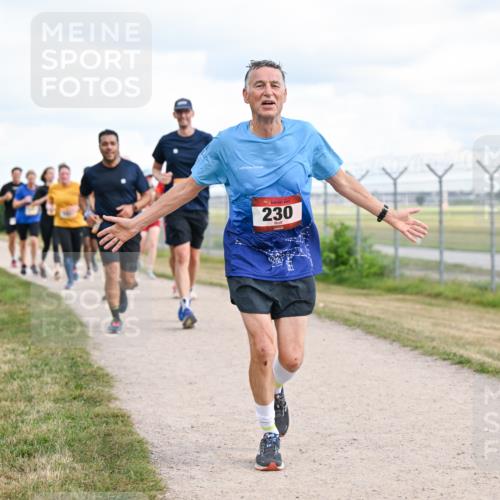 14.09.2025 - Airport Race Dr. Thomas Lammeyer http://msf.ph/oto/8878984 14.09.2025 12:27:31 Laufen 230 meine-sportfotos.de