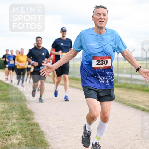 14.09.2025 - Airport Race Dr. Thomas Lammeyer http://msf.ph/oto/8878988 14.09.2025 12:27:31 Laufen 230 meine-sportfotos.de