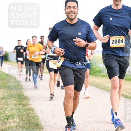 14.09.2025 - Airport Race Dr. Thomas Lammeyer http://msf.ph/oto/8879010 14.09.2025 12:27:34 Laufen 1009, 2004 meine-sportfotos.de