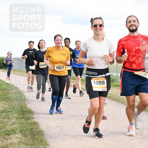 14.09.2025 - Airport Race Dr. Thomas Lammeyer http://msf.ph/oto/8879020 14.09.2025 12:27:35 Laufen 589, 1017, 70, 1009, 1009 meine-sportfotos.de