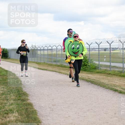 14.09.2025 - Airport Race Dr. Thomas Lammeyer http://msf.ph/oto/8879223 14.09.2025 12:28:07 Laufen 167, 342 meine-sportfotos.de