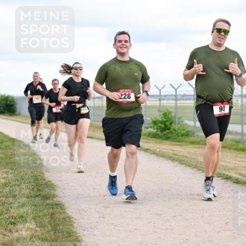 14.09.2025 - Airport Race Dr. Thomas Lammeyer http://msf.ph/oto/8879328 14.09.2025 12:28:24 Laufen 1561, 723, 228, 90 meine-sportfotos.de