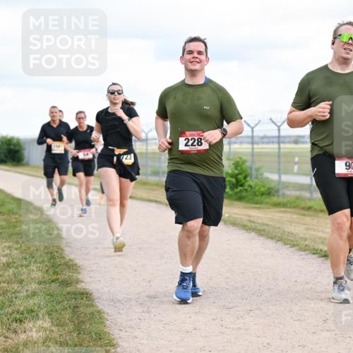 14.09.2025 - Airport Race Dr. Thomas Lammeyer http://msf.ph/oto/8879332 14.09.2025 12:28:24 Laufen 1541, 723, 228, 90 meine-sportfotos.de