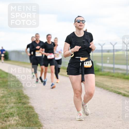 14.09.2025 - Airport Race Dr. Thomas Lammeyer http://msf.ph/oto/8879350 14.09.2025 12:28:26 Laufen 723 meine-sportfotos.de