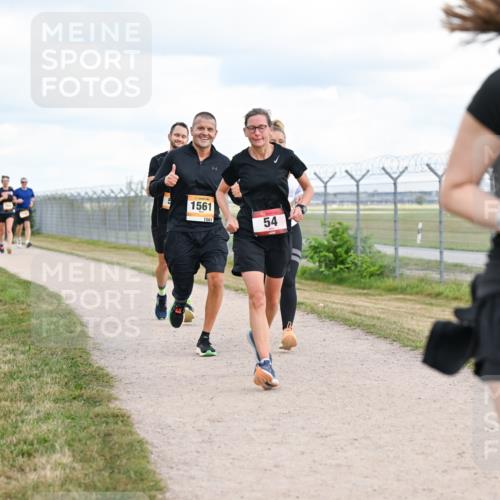 14.09.2025 - Airport Race Dr. Thomas Lammeyer http://msf.ph/oto/8879359 14.09.2025 12:28:27 Laufen 1561, 1561, 54 meine-sportfotos.de