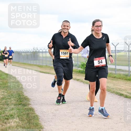 14.09.2025 - Airport Race Dr. Thomas Lammeyer http://msf.ph/oto/8879368 14.09.2025 12:28:28 Laufen 1561, 1561, 54 meine-sportfotos.de