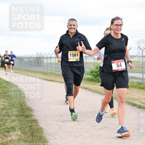 14.09.2025 - Airport Race Dr. Thomas Lammeyer http://msf.ph/oto/8879370 14.09.2025 12:28:28 Laufen 1, 1561, 1561, 54 meine-sportfotos.de
