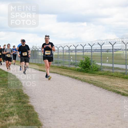 14.09.2025 - Airport Race Dr. Thomas Lammeyer http://msf.ph/oto/8879379 14.09.2025 12:28:33 Laufen 1352, 933, 1900 meine-sportfotos.de