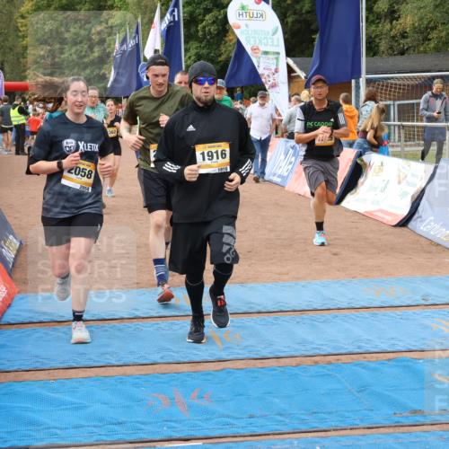 14.09.2025 - Airport Race Strokosch-Dieckow http://msf.ph/oto/8879387 14.09.2025 12:39:12 Ziel 417, 430, 474, 934, 956, 1068, 1203, 1325, 1362, 1526, 1729, 1742, 1773, 1799, 1916, 2027, 2058, 2119 meine-sportfotos.de