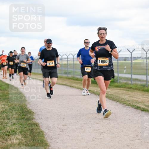 14.09.2025 - Airport Race Dr. Thomas Lammeyer http://msf.ph/oto/8879397 14.09.2025 12:28:35 Laufen 1352, 933, 4185, 1900 meine-sportfotos.de