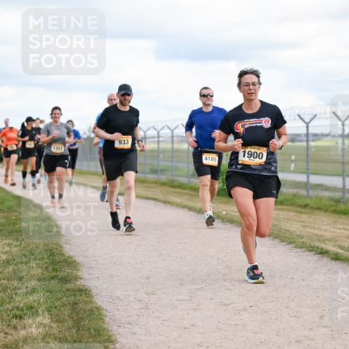 14.09.2025 - Airport Race Dr. Thomas Lammeyer http://msf.ph/oto/8879398 14.09.2025 12:28:35 Laufen 933, 1900, 1352, 4185 meine-sportfotos.de