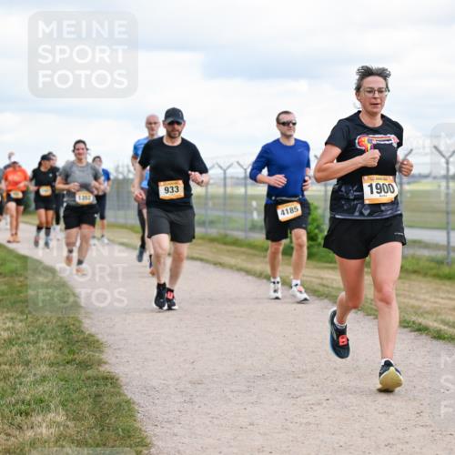 14.09.2025 - Airport Race Dr. Thomas Lammeyer http://msf.ph/oto/8879401 14.09.2025 12:28:36 Laufen 933, 1352, 4185, 1900 meine-sportfotos.de