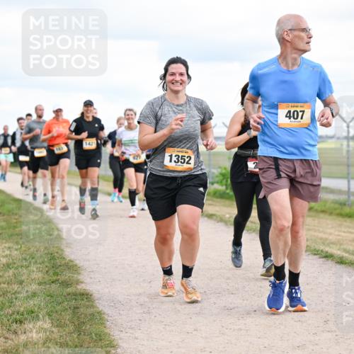 14.09.2025 - Airport Race Dr. Thomas Lammeyer http://msf.ph/oto/8879434 14.09.2025 12:28:39 Laufen 103, 1421, 1352, 407 meine-sportfotos.de