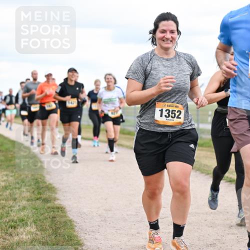 14.09.2025 - Airport Race Dr. Thomas Lammeyer http://msf.ph/oto/8879442 14.09.2025 12:28:40 Laufen 1471, 1352, 407 meine-sportfotos.de
