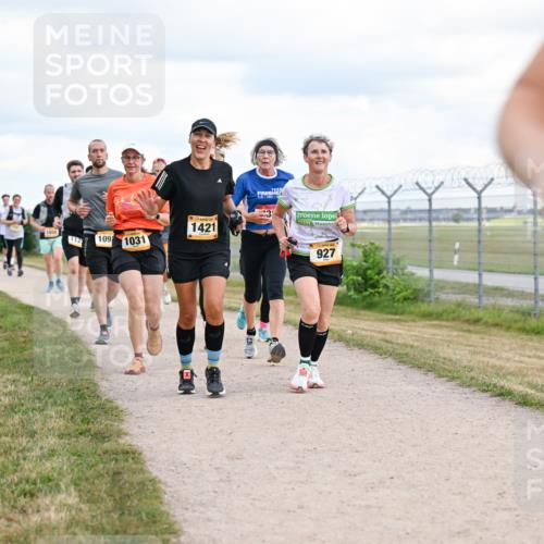 14.09.2025 - Airport Race Dr. Thomas Lammeyer http://msf.ph/oto/8879454 14.09.2025 12:28:41 Laufen 1421, 112, 109, 1031, 927 meine-sportfotos.de