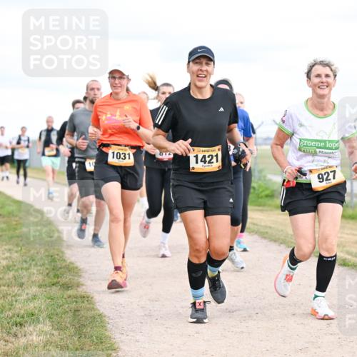 14.09.2025 - Airport Race Dr. Thomas Lammeyer http://msf.ph/oto/8879469 14.09.2025 12:28:42 Laufen 10, 1031, 0, 1421, 0, 927 meine-sportfotos.de