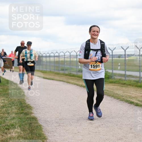 14.09.2025 - Airport Race Dr. Thomas Lammeyer http://msf.ph/oto/8879541 14.09.2025 12:28:51 Laufen 196, 1591 meine-sportfotos.de
