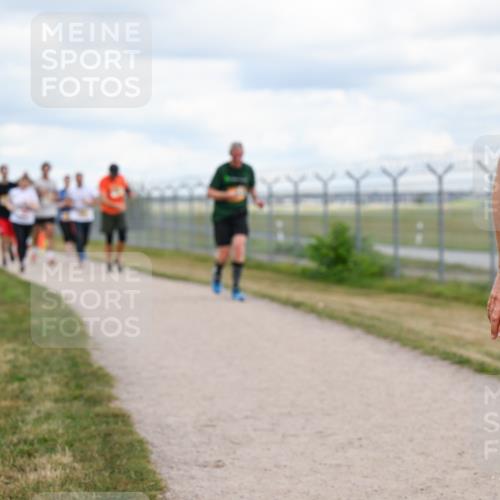 14.09.2025 - Airport Race Dr. Thomas Lammeyer http://msf.ph/oto/8879650 14.09.2025 12:29:10 Laufen 6 meine-sportfotos.de