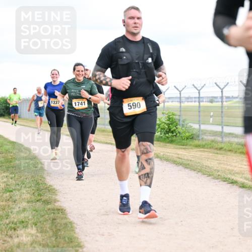 14.09.2025 - Airport Race Dr. Thomas Lammeyer http://msf.ph/oto/8879744 14.09.2025 12:29:20 Laufen 1337, 1741, 590, 15 meine-sportfotos.de