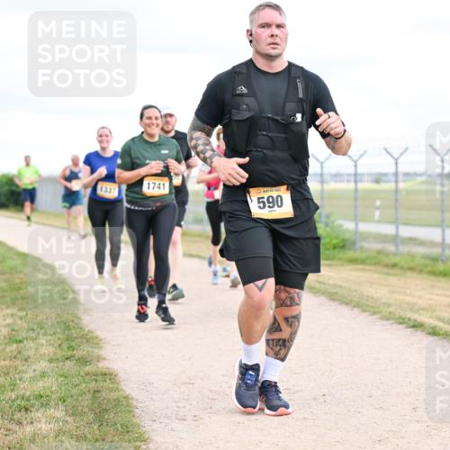 14.09.2025 - Airport Race Dr. Thomas Lammeyer http://msf.ph/oto/8879748 14.09.2025 12:29:21 Laufen 1337, 1741, 590 meine-sportfotos.de