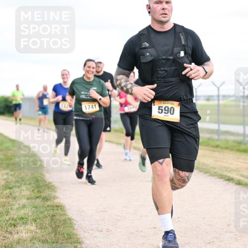 14.09.2025 - Airport Race Dr. Thomas Lammeyer http://msf.ph/oto/8879750 14.09.2025 12:29:21 Laufen 1741, 590 meine-sportfotos.de