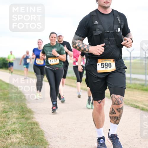 14.09.2025 - Airport Race Dr. Thomas Lammeyer http://msf.ph/oto/8879752 14.09.2025 12:29:21 Laufen 1741, 590 meine-sportfotos.de