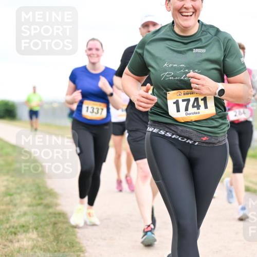 14.09.2025 - Airport Race Dr. Thomas Lammeyer http://msf.ph/oto/8879772 14.09.2025 12:29:23 Laufen 42, 1741, 284, 1337 meine-sportfotos.de