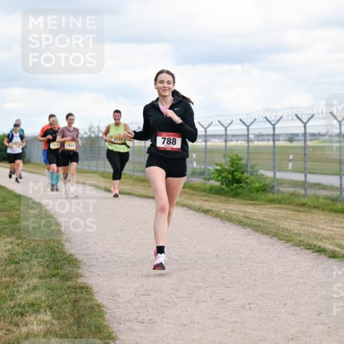 14.09.2025 - Airport Race Dr. Thomas Lammeyer http://msf.ph/oto/8879826 14.09.2025 12:29:33 Laufen 788, 1833 meine-sportfotos.de