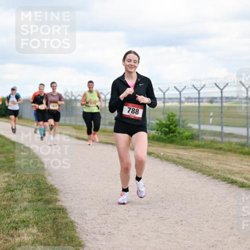 14.09.2025 - Airport Race Dr. Thomas Lammeyer http://msf.ph/oto/8879828 14.09.2025 12:29:33 Laufen 1433, 788 meine-sportfotos.de