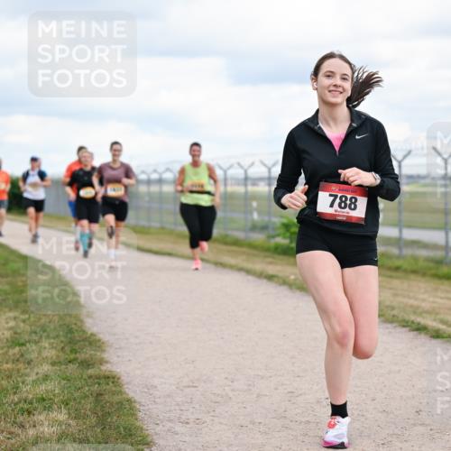14.09.2025 - Airport Race Dr. Thomas Lammeyer http://msf.ph/oto/8879835 14.09.2025 12:29:34 Laufen 788 meine-sportfotos.de