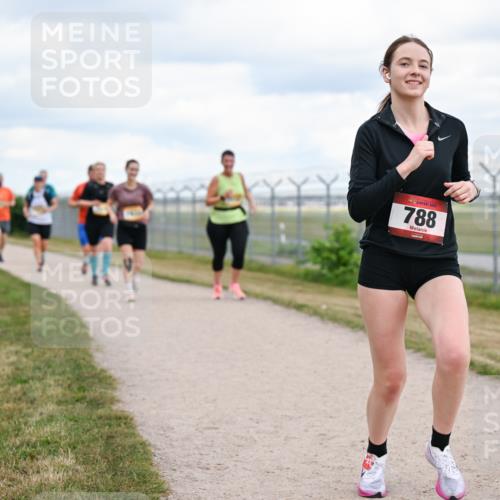 14.09.2025 - Airport Race Dr. Thomas Lammeyer http://msf.ph/oto/8879836 14.09.2025 12:29:34 Laufen 788 meine-sportfotos.de