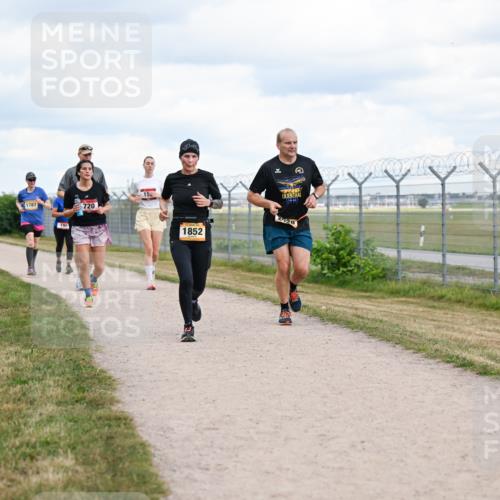 14.09.2025 - Airport Race Dr. Thomas Lammeyer http://msf.ph/oto/8879921 14.09.2025 12:29:46 Laufen 1787, 195, 720, 15, 0, 40, 128, 1852 meine-sportfotos.de