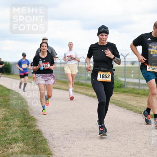 14.09.2025 - Airport Race Dr. Thomas Lammeyer http://msf.ph/oto/8879940 14.09.2025 12:29:48 Laufen 720, 152, 1852, 2028 meine-sportfotos.de