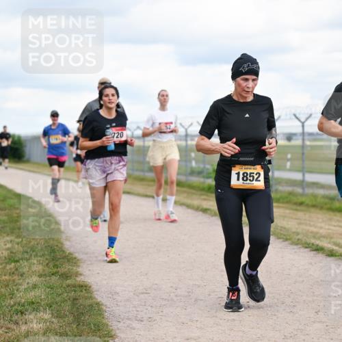 14.09.2025 - Airport Race Dr. Thomas Lammeyer http://msf.ph/oto/8879942 14.09.2025 12:29:48 Laufen 720, 1852, 2028 meine-sportfotos.de