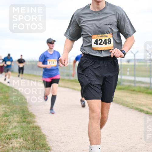 14.09.2025 - Airport Race Dr. Thomas Lammeyer http://msf.ph/oto/8879973 14.09.2025 12:29:52 Laufen 1787, 4248, 15 meine-sportfotos.de