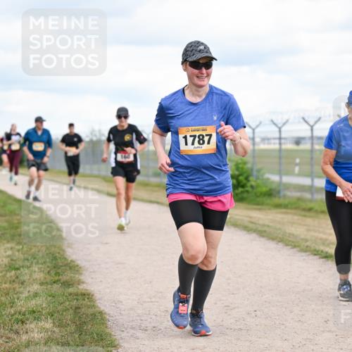 14.09.2025 - Airport Race Dr. Thomas Lammeyer http://msf.ph/oto/8879988 14.09.2025 12:29:53 Laufen 1787, 5, 228 meine-sportfotos.de