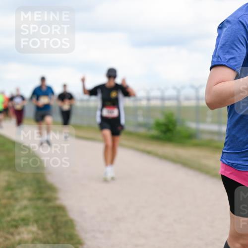 14.09.2025 - Airport Race Dr. Thomas Lammeyer http://msf.ph/oto/8879997 14.09.2025 12:29:54 Laufen 37 meine-sportfotos.de