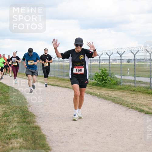 14.09.2025 - Airport Race Dr. Thomas Lammeyer http://msf.ph/oto/8880001 14.09.2025 12:29:55 Laufen 1383, 1370, 641, 160 meine-sportfotos.de