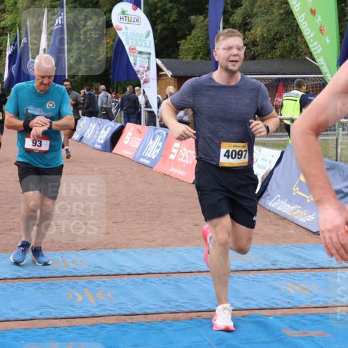 14.09.2025 - Airport Race Strokosch-Dieckow http://msf.ph/oto/8880269 14.09.2025 12:40:35 Ziel 93, 350, 738, 1178, 1285, 1443, 2130, 2137, 4097 meine-sportfotos.de