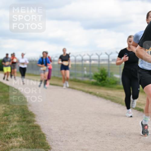 14.09.2025 - Airport Race Dr. Thomas Lammeyer http://msf.ph/oto/8880275 14.09.2025 12:30:28 Laufen 163, 2067, 2067 meine-sportfotos.de