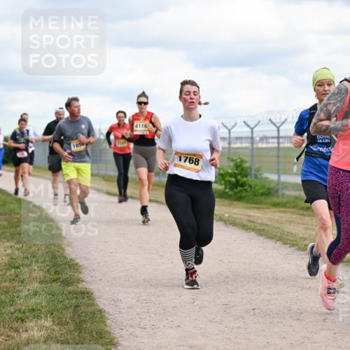 14.09.2025 - Airport Race Dr. Thomas Lammeyer http://msf.ph/oto/8880314 14.09.2025 12:30:33 Laufen 1856, 4116, 1768, 37, 131 meine-sportfotos.de