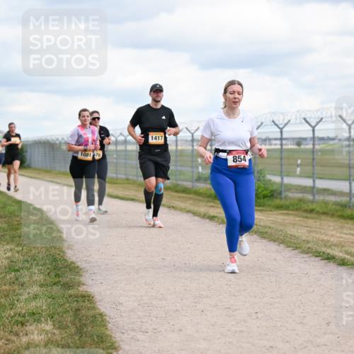 14.09.2025 - Airport Race Dr. Thomas Lammeyer http://msf.ph/oto/8880393 14.09.2025 12:30:43 Laufen 1081, 70, 1417, 854 meine-sportfotos.de